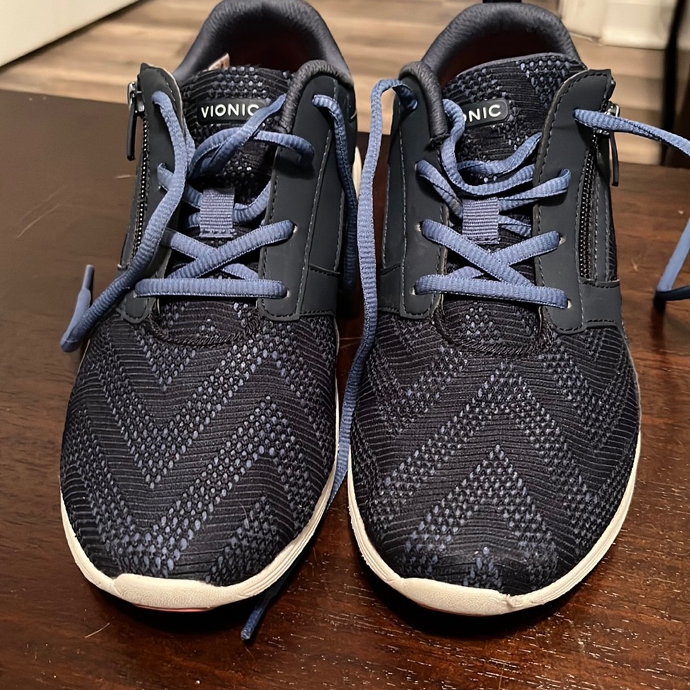 Vionic Women's Agile Lyla Comfortable Leisure Shoes- Supportive Walking Sneakers